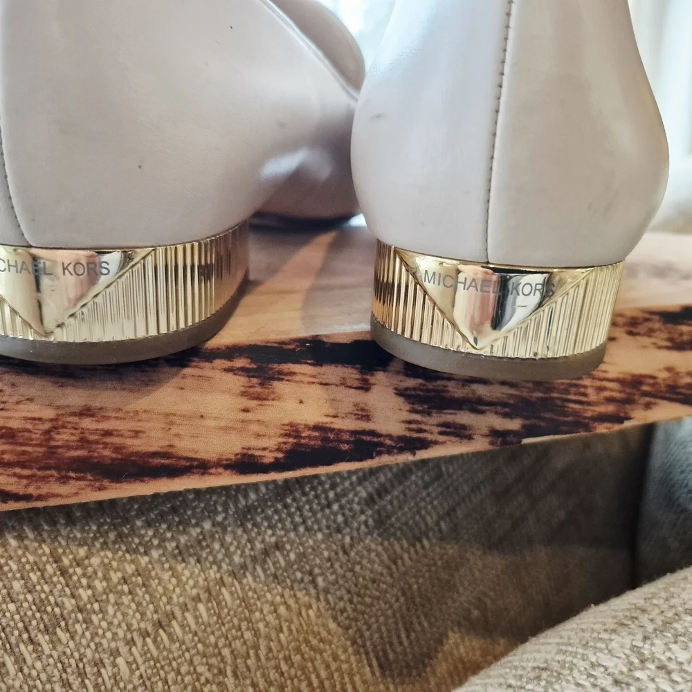 Michael Kors Women's Valerie Leather Slip-On Loafers, Cream, Size 8.5 - Picture 3 of 10